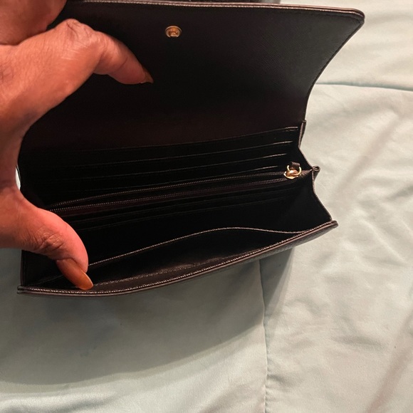 Michael Kors hobo bag and matching wallet - Picture 6 of 10